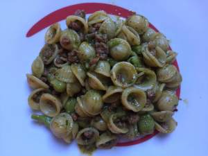 Orecchiette broccoli e salsiccia