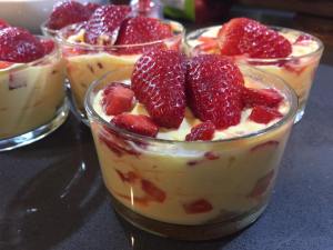 Tiramisù alle fragole con crema di limoncello