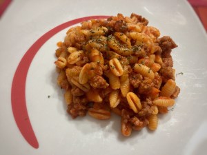 Gnocchi sardi al ragù di salsiccia
