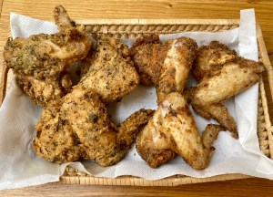 Ali di pollo fritte