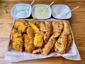 Pollo fritto con maionesi veloci