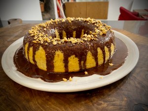 Ciambella banane e arachidi