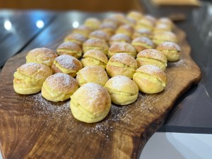 Bocche di lupo alla crema