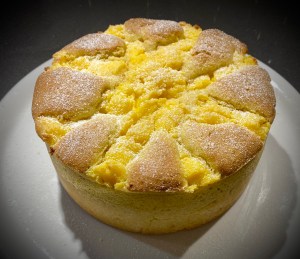 Torta con crema al limone