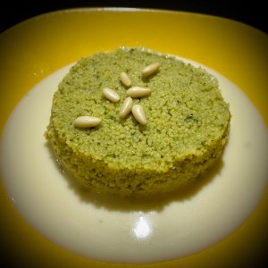 Sformato di couscous al pesto con salsa di taleggio