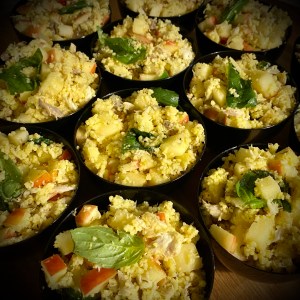 Cous cous con mela, sgombro e salmoriglio