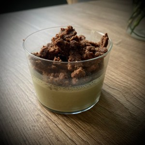 Cremoso al pistacchio con crumble al cacao