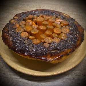 Torta rovesciata di carote e cipolle