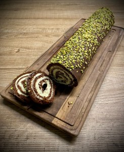 Rotolo al cioccolato e pistacchio